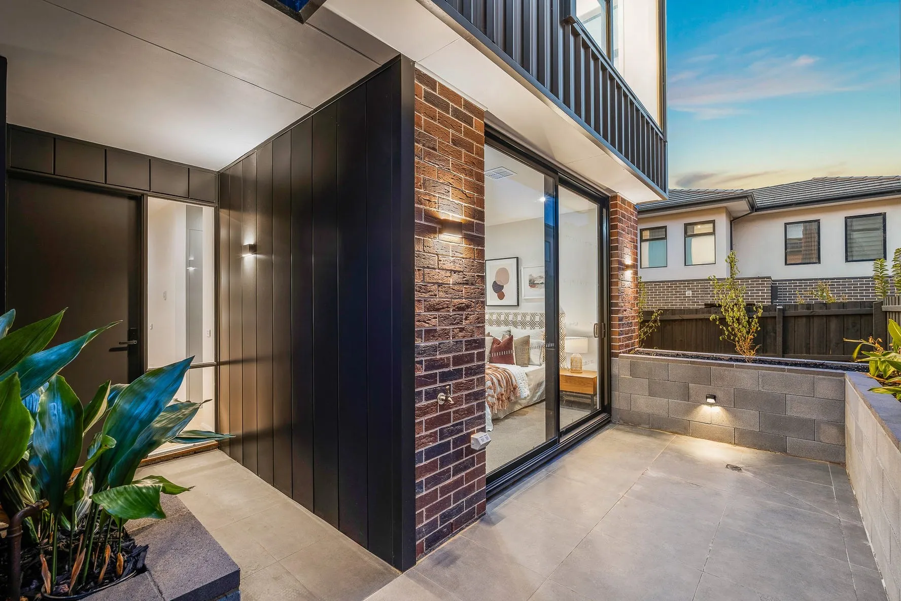Warrigal Road — 13
